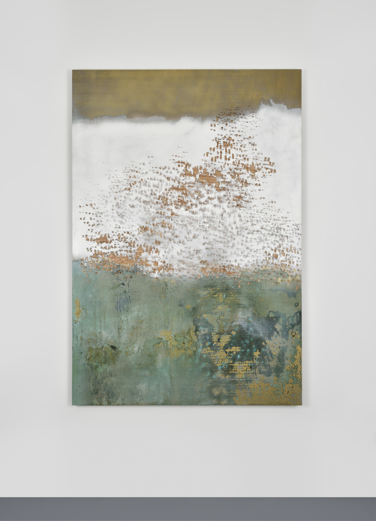 IsabelleFerreira_Subtraction(white-gold-green)_2016_©RebeccaFanuele